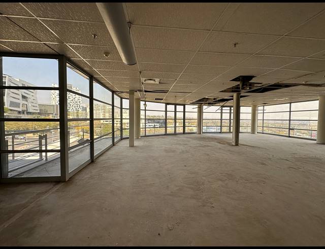 8,514M² OFFICE TO LET IN SANDTON CENTRAL